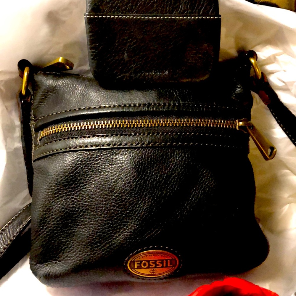 🔥 AUTHENTIC 🔥 FOSSIL CROSSBODY BAG